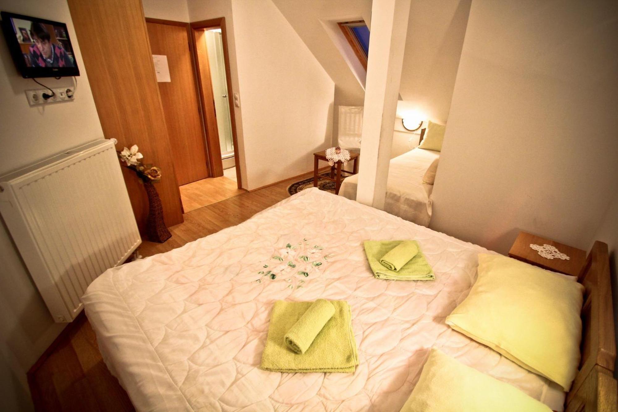 Bed and Breakfast Kod Ribica Jasenovac Exteriér fotografie